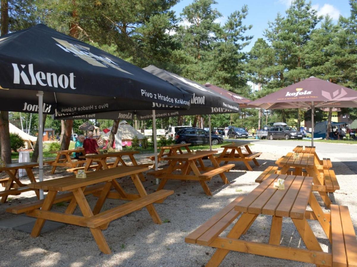 Holiday Home Kemp stříbrný rybník Hradec Králové Exterior foto